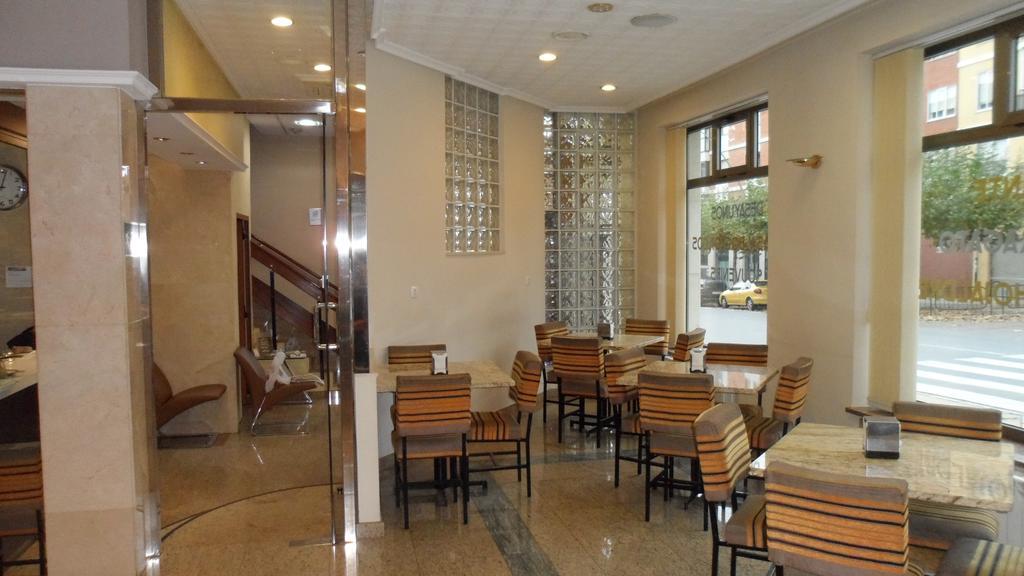 Hostal Coruna Astorga Esterno foto