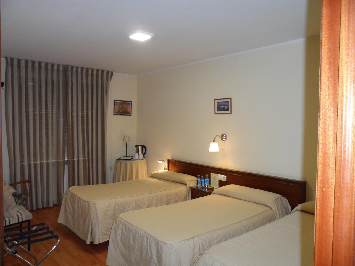Hostal Coruna Astorga Esterno foto