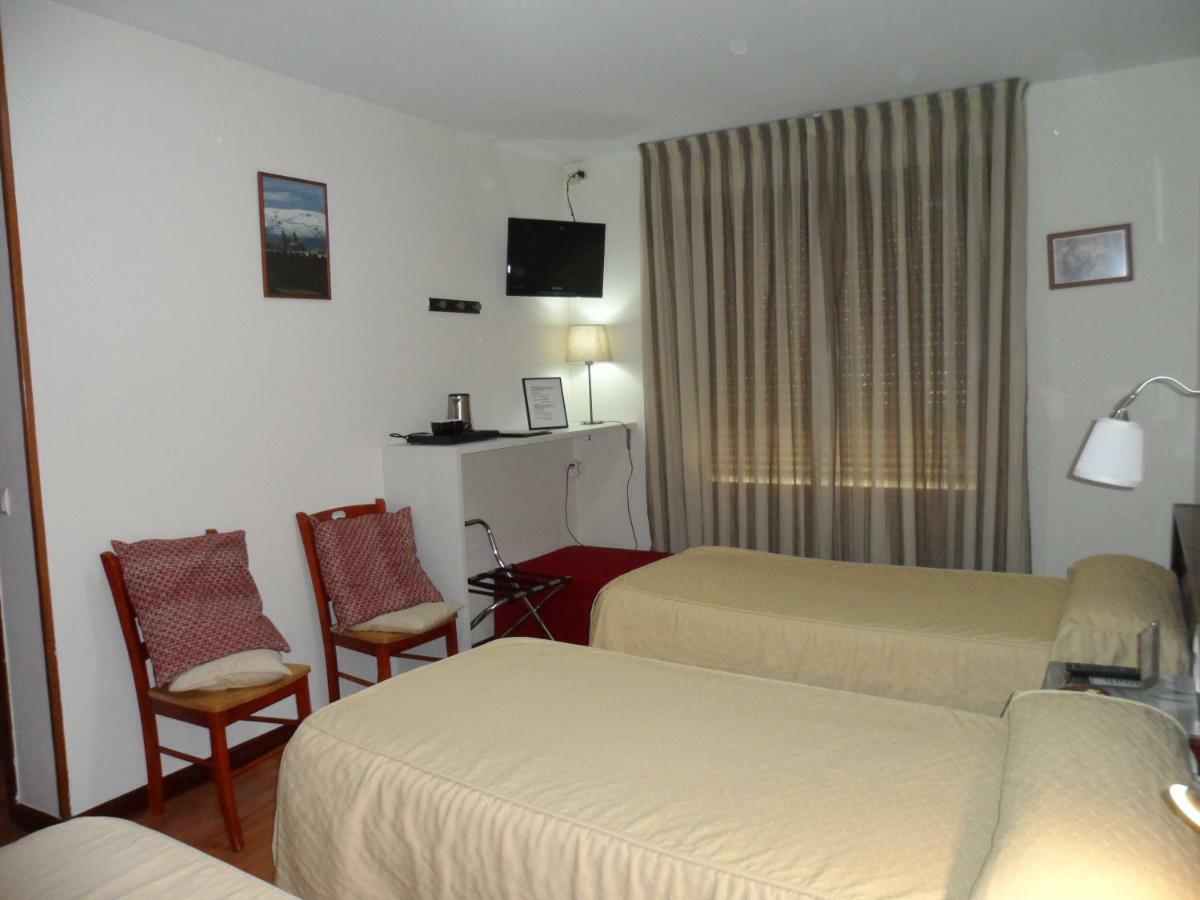 Hostal Coruna Astorga Esterno foto