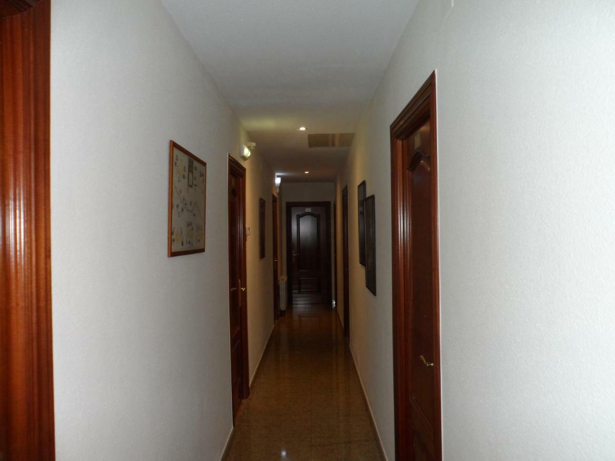 Hostal Coruna Astorga Esterno foto