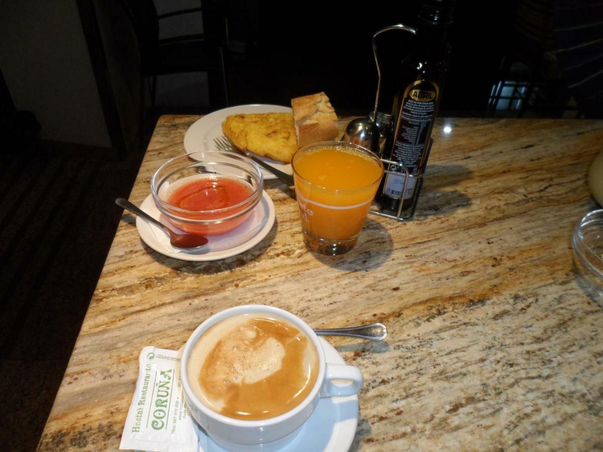 Hostal Coruna Astorga Esterno foto